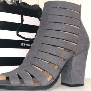 Ankle grey booties